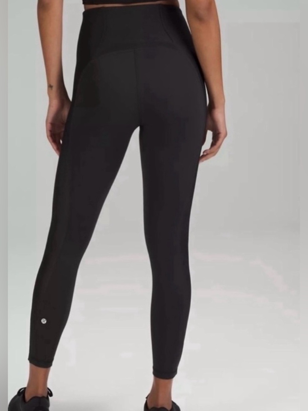 Lululemon Everlux and Mesh Super-High-Rise Training Tight 25" Black Size 4